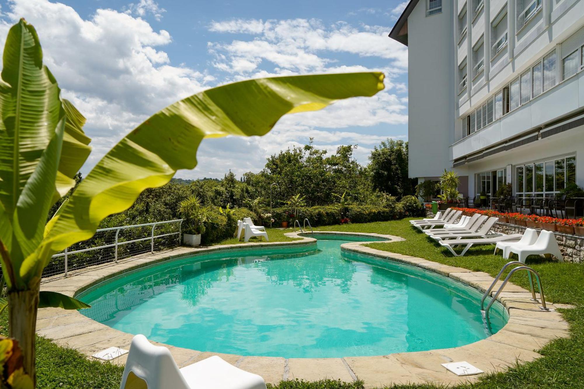 Hotel Avenida San Sebastian Bagian luar foto